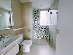 Sea Esta (D18), Condominium #588591491